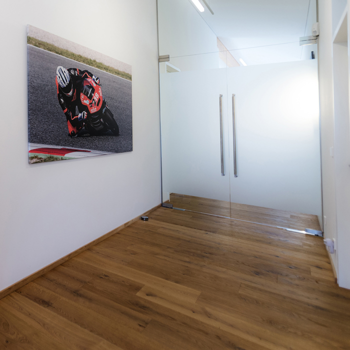 Druckerei Pfarrkirchen: Hochwertige Kataloge & Broschüren für Industrie & Handwerk im Rottal-Inn. Regionaler Service, der überzeugt.